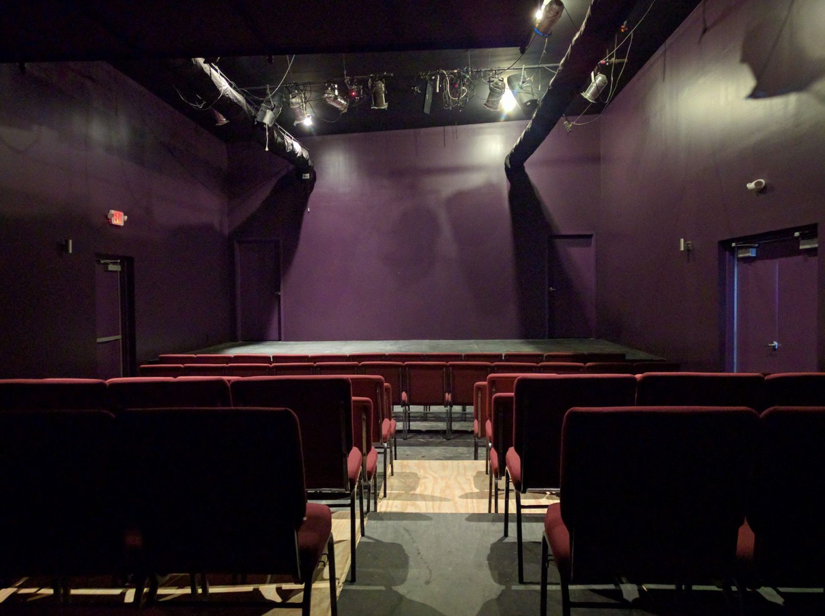 ValiantTheater-CR_Zeitgeist